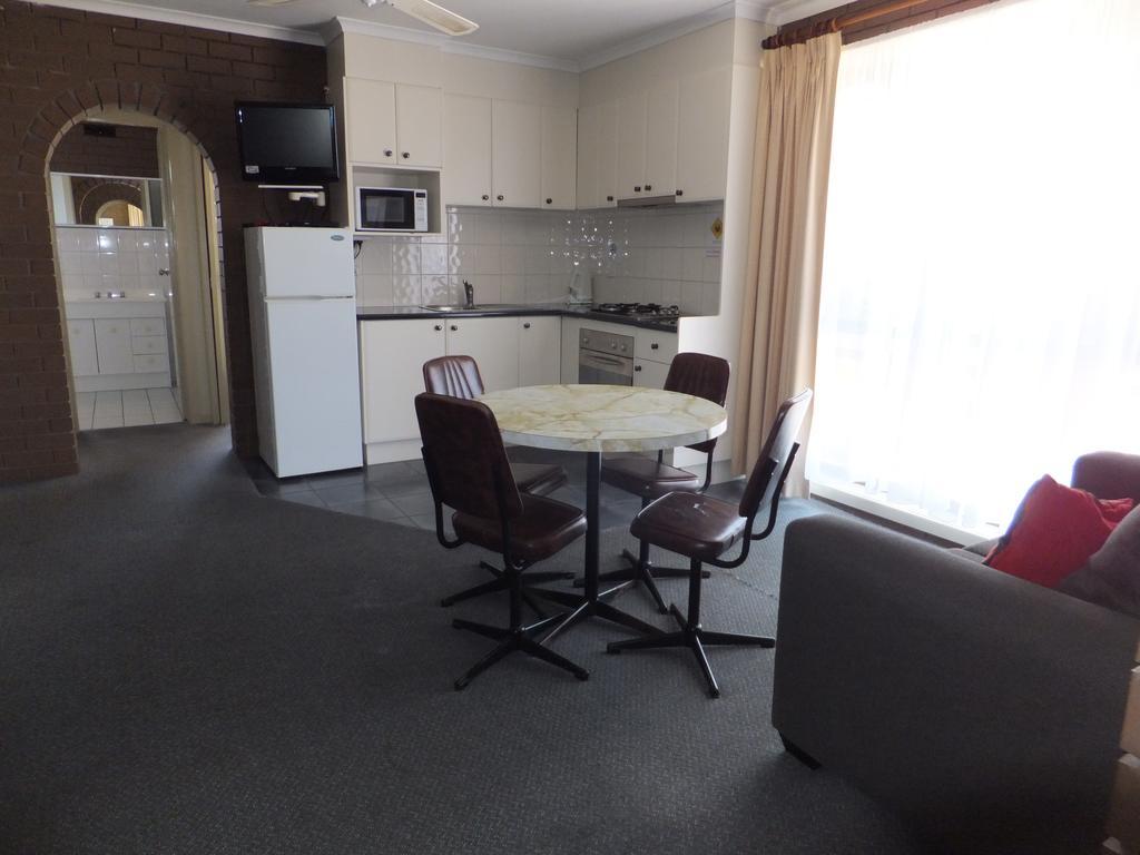 Paradise Holiday Apartments Lake Bunga Exterior photo